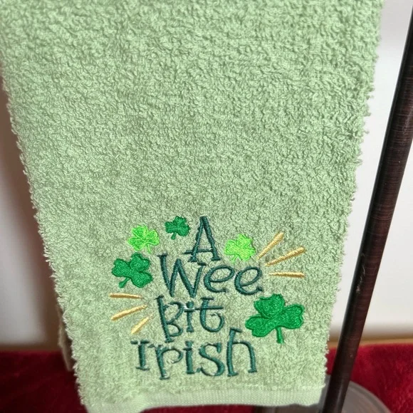 Irish St. Patrick’s Day Green embroidered kitchen towel,A Wee bit Irish st pat - Picture 6 of 6